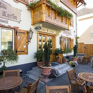 3* Hotel Karin