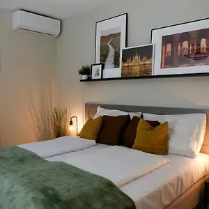  Apartament Akacfa