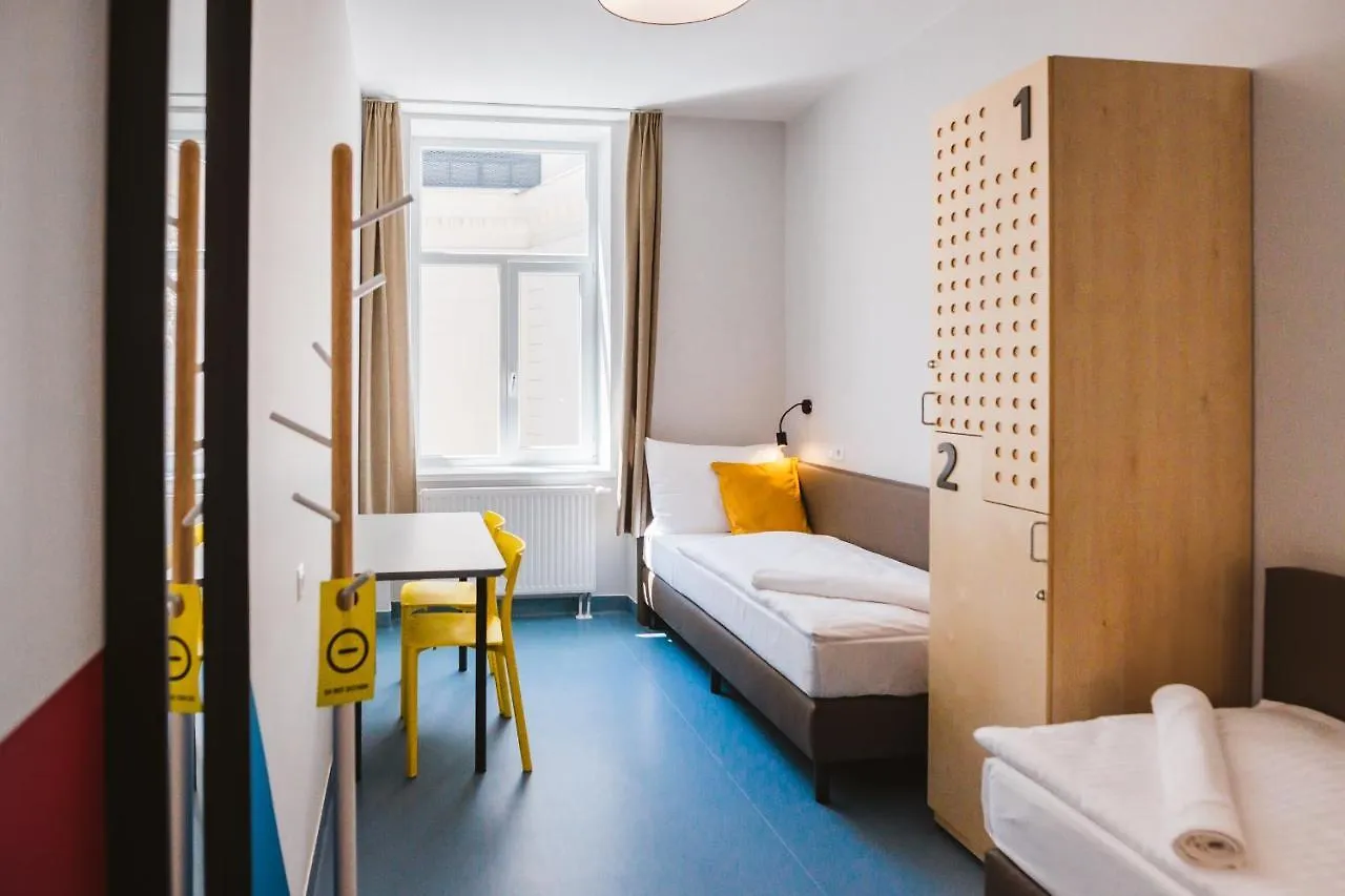 Netizen Budapest Centre Hostel