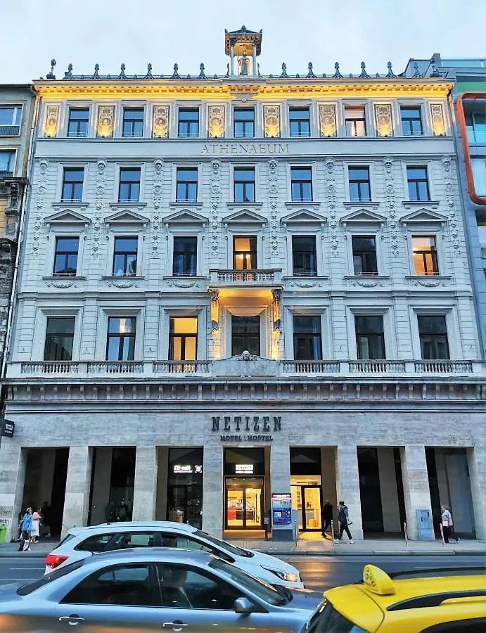 Netizen Budapest Centre Hostel