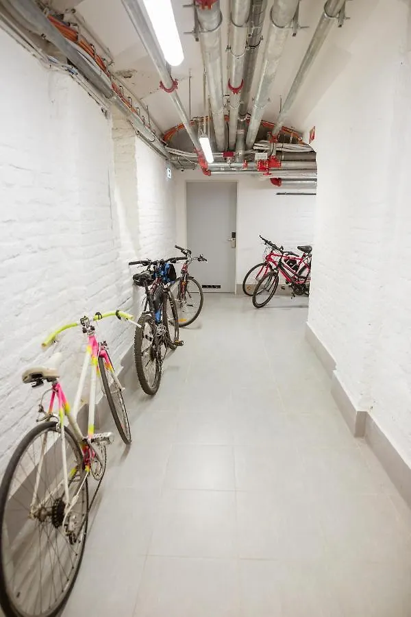 Maverick Athenaeum Hostel